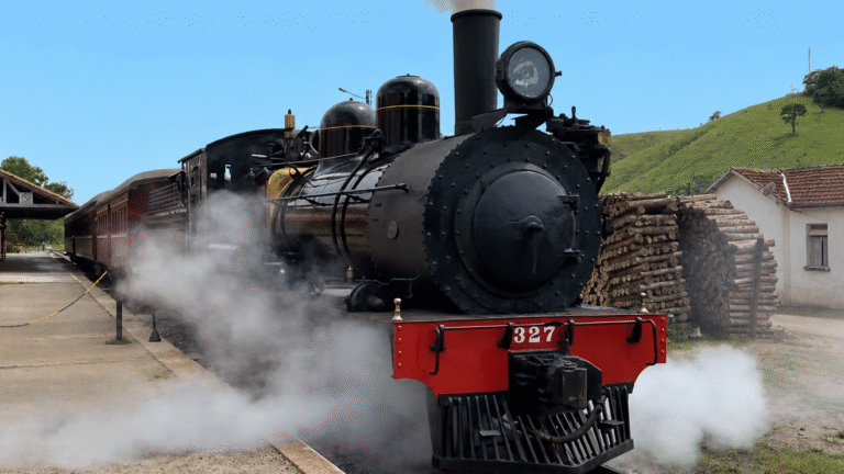 Trem da Serra da Mantiqueira: o que esperar do passeio em Passa Quatro – MG?